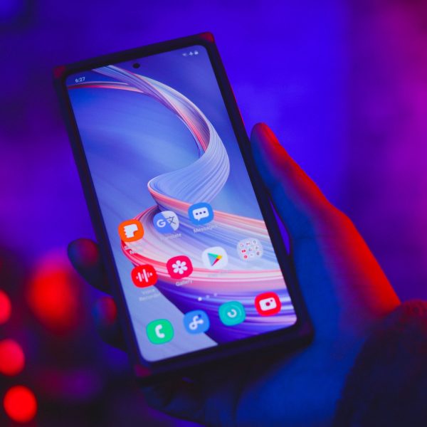 brightness-KbpjCGIcfbo-unsplash