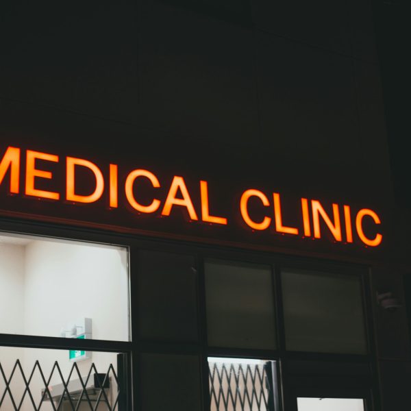 erik-mclean--4JVGXz1x8g-unsplash